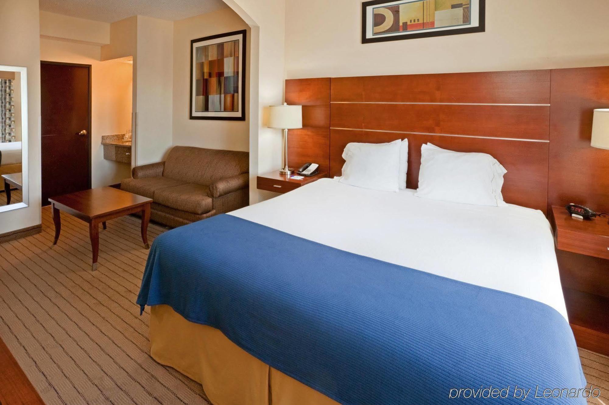Holiday Inn Express & Suites - Dallas Park Central Northeast By Ihg Δωμάτιο φωτογραφία